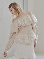 Shiny lace frill knit top ベージュ size:M model:173cm DASHA.G
