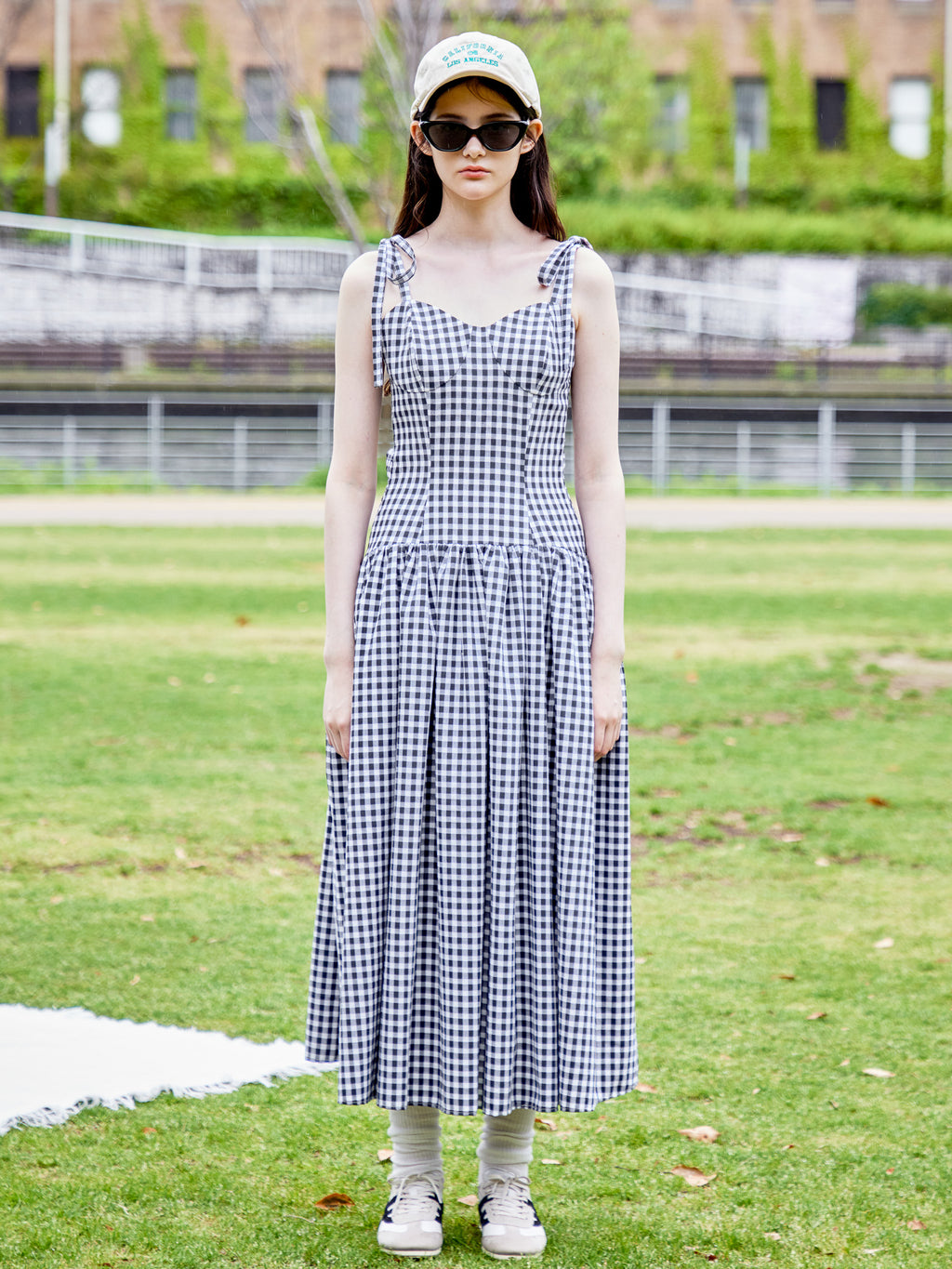 Gingham check back open dress ブラック size:M model:170cm ALICE