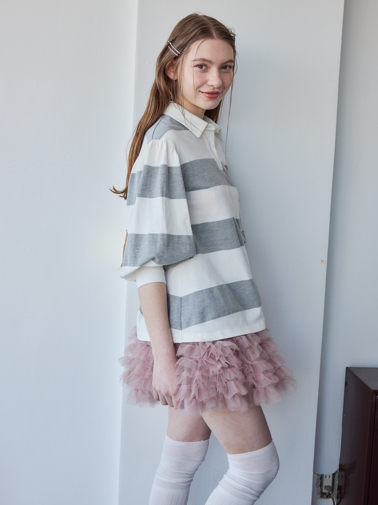 Rugby shirt and frill pants skirt グレー size:M model:171cm ANIUTA