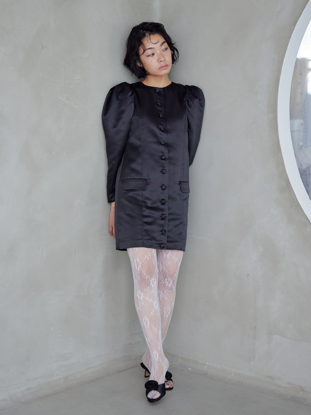 Volume sleeve mini dress ブラック size:M model:161cm 富樫かなえ