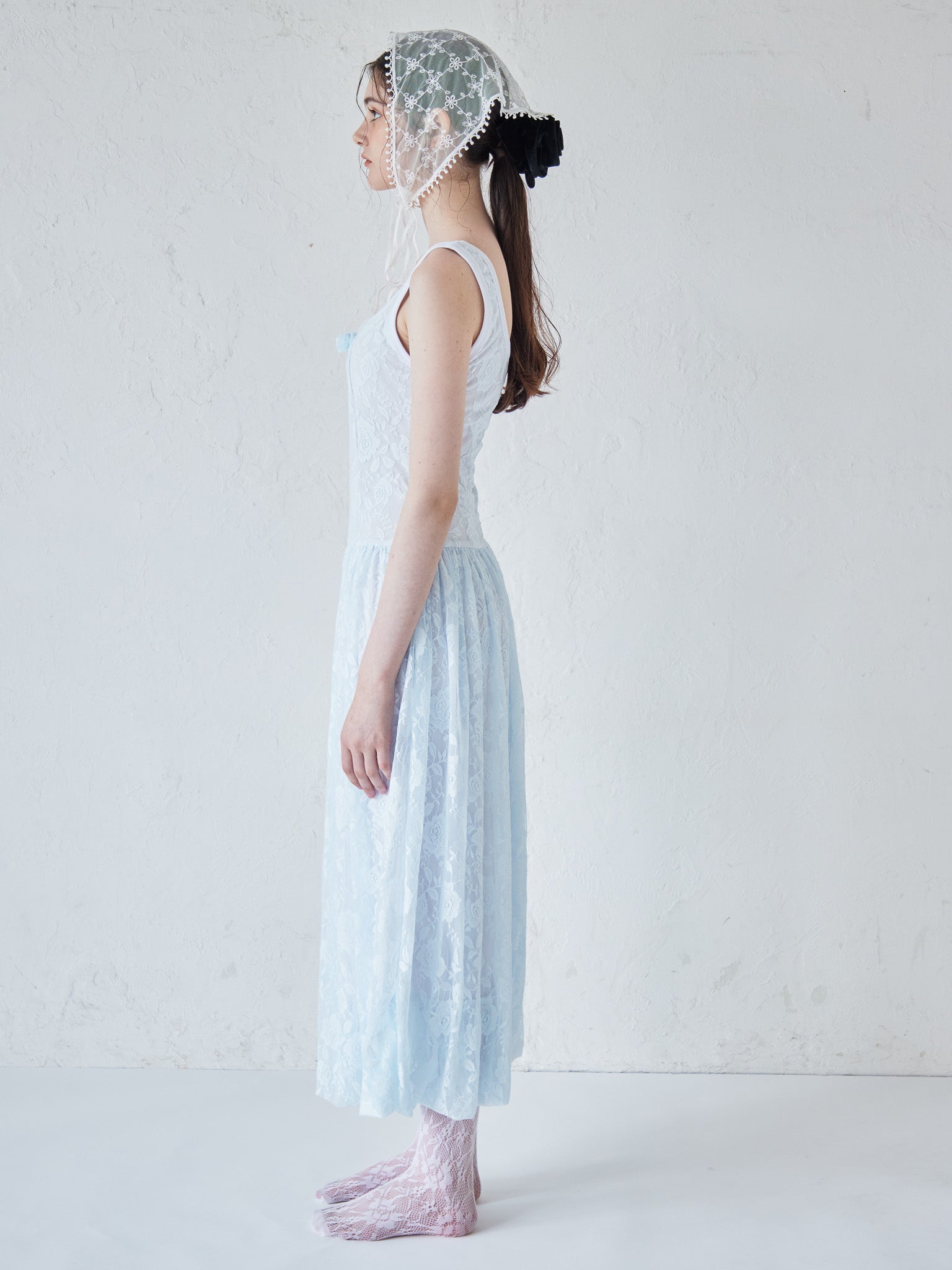 Low switching rose lace dress サックス size:M model:170cm ALICE