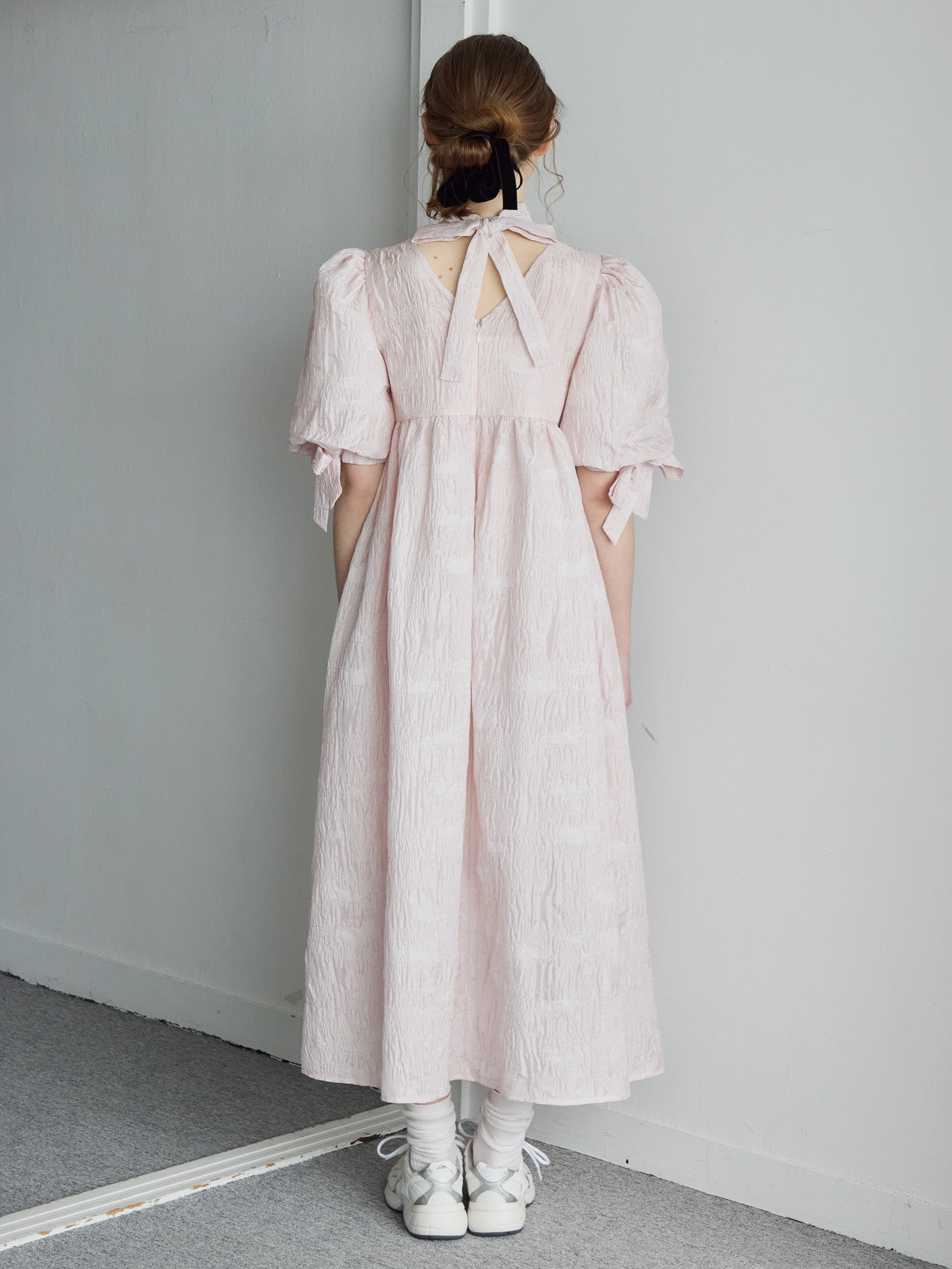 Ribbon jaquard volume dress ピンク size:M model:171cm ANIUTA