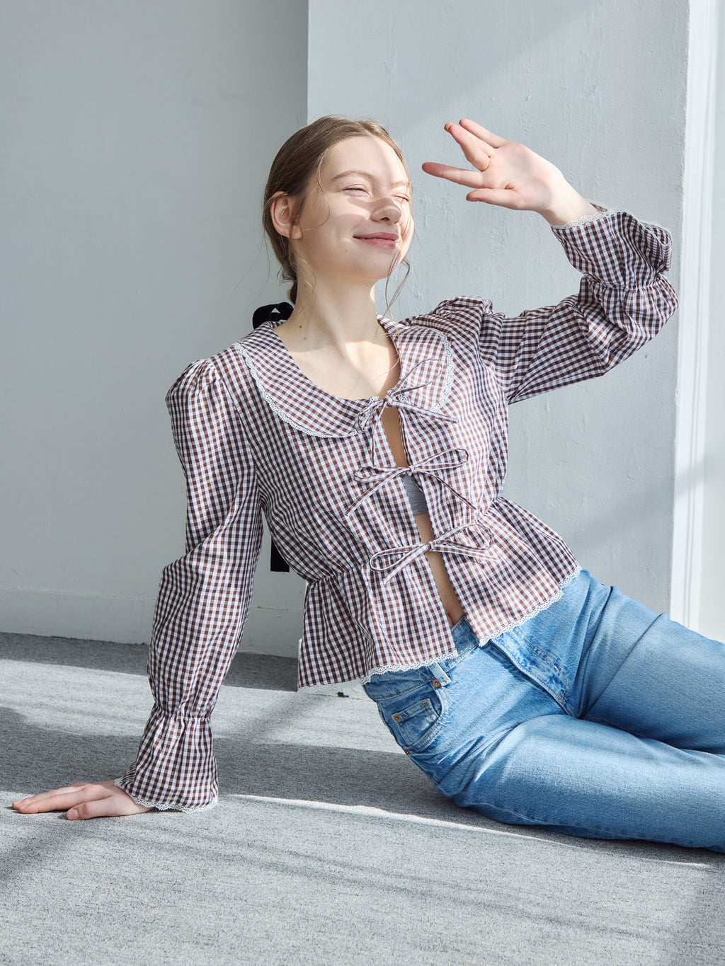 Front ribbon blouse ブラウン size:M model:171cm ANIUTA