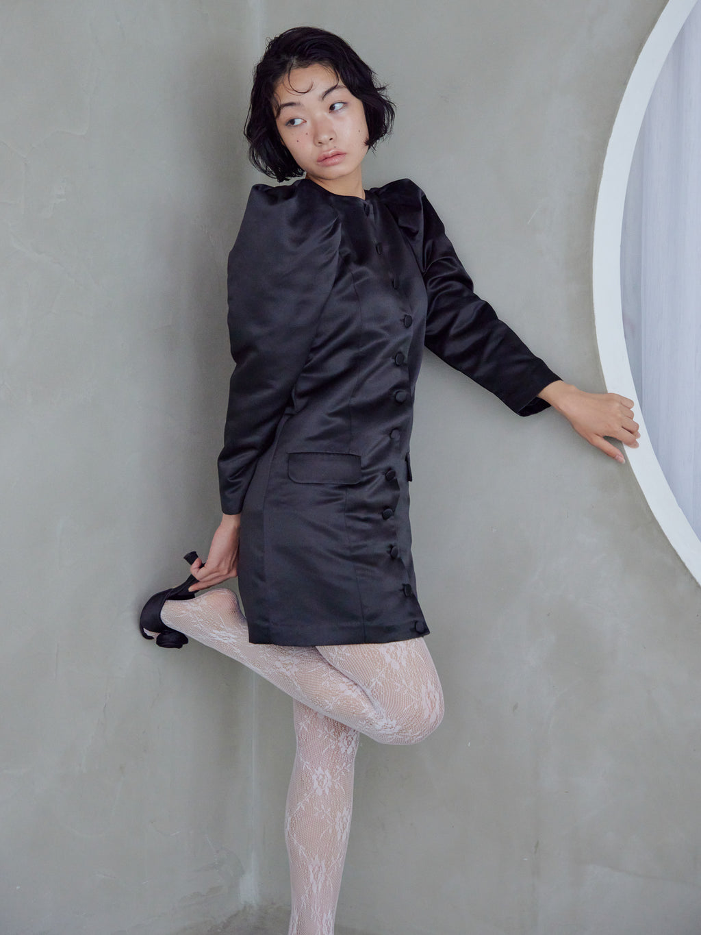 Volume sleeve mini dress ブラック size:M model:161cm 富樫かなえ