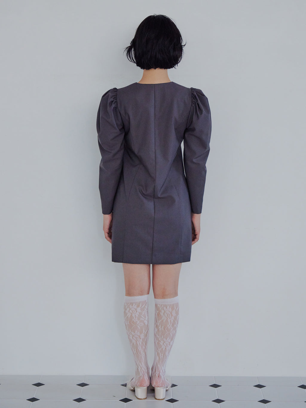 Volume sleeve mini dress グレー size:M model:161cm 富樫かなえ