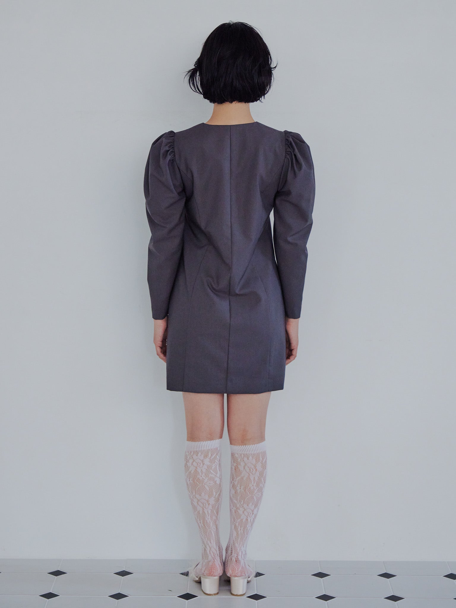 Volume sleeve mini dress グレー size:M model:161cm 富樫かなえ