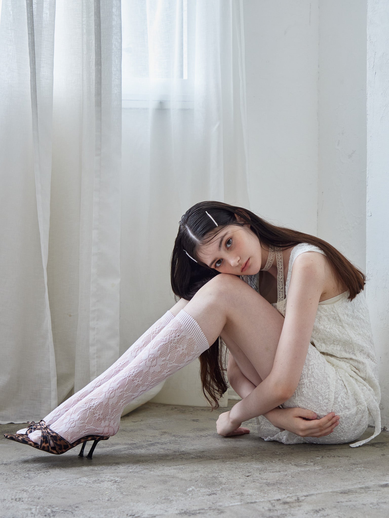 Low belt lace mini dress ホワイト size:M model:170cm ALICE