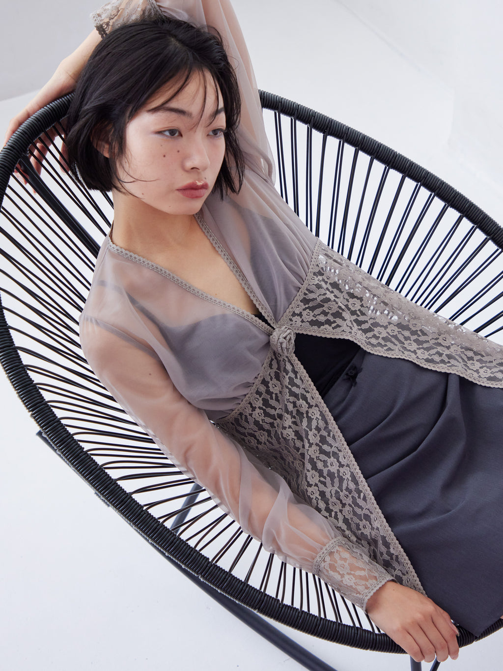 Rose sheer blouse グレー size:M model:161cm 富樫かなえ