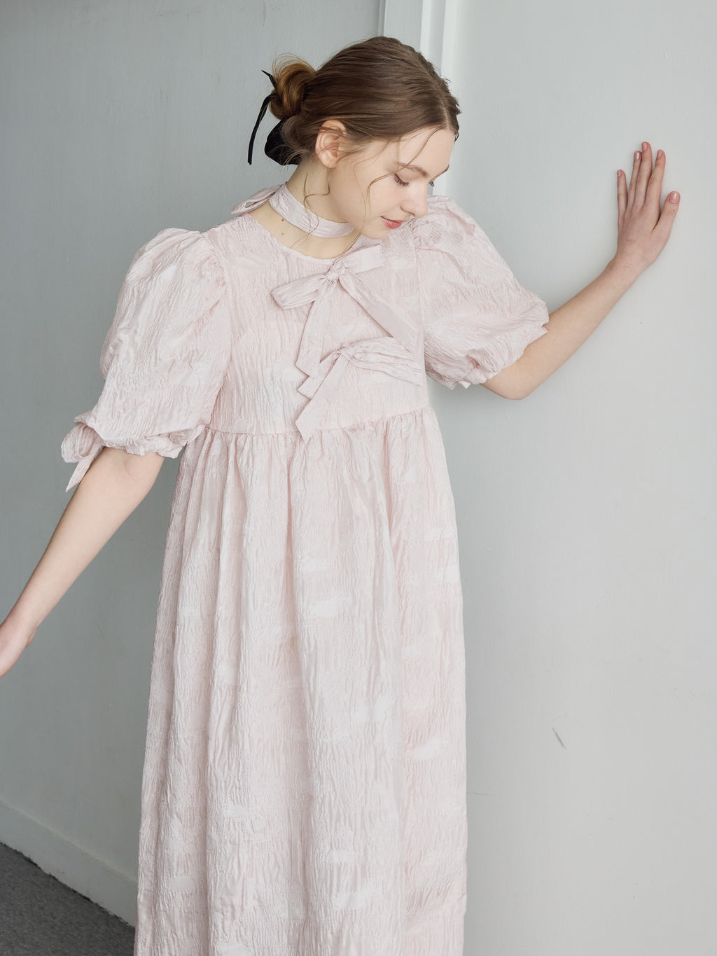 Ribbon jaquard volume dress ピンク size:M model:171cm ANIUTA