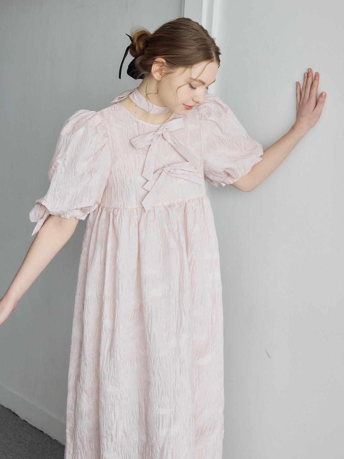 Ribbon jaquard volume dress ピンク size:M model:171cm ANIUTA