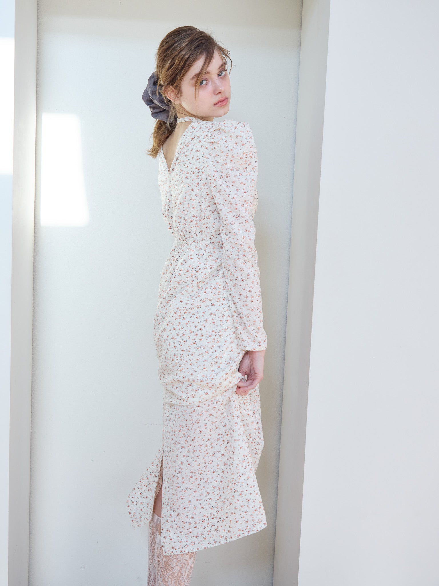 Tulip embroidered dress ホワイト size:M model:174cm KATERYNA