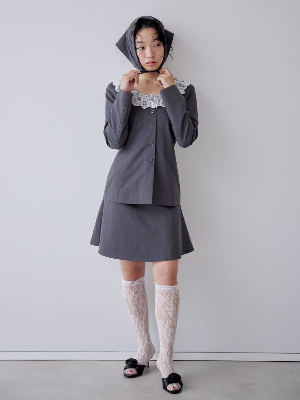 Hem flare mini skirt グレー size:M model:161cm 富樫かなえ