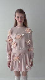 Many rose sweat top