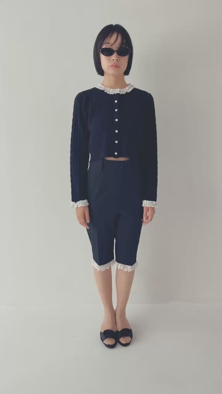Hem lace sabrina pants