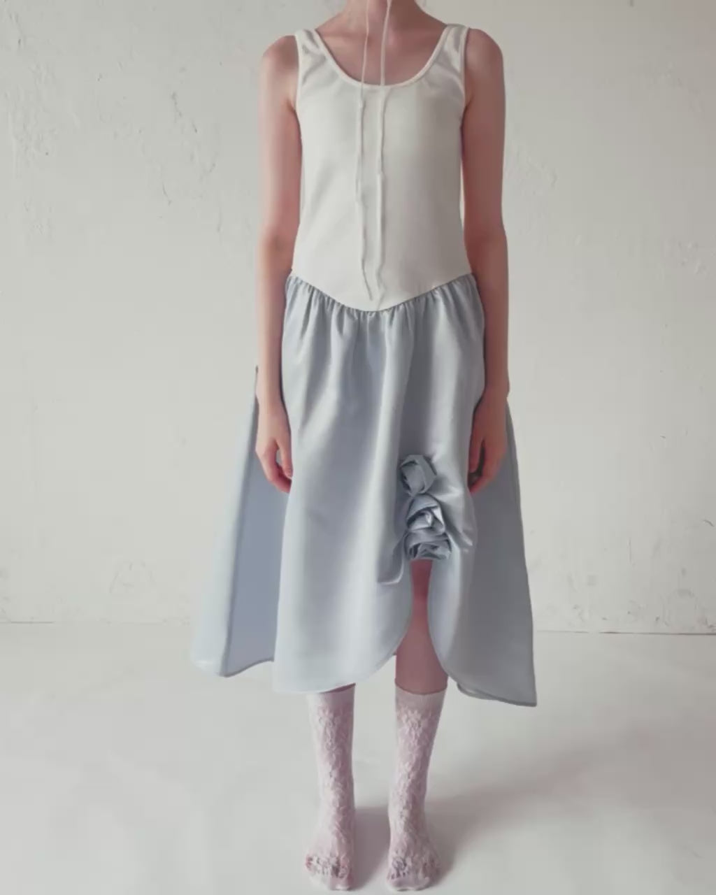 Rose satin docking rib dress