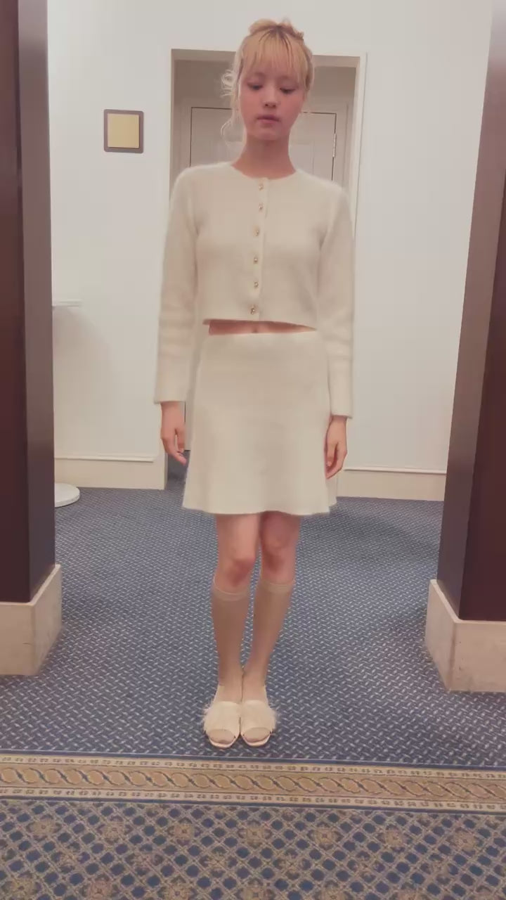 Shaggy mini skirt