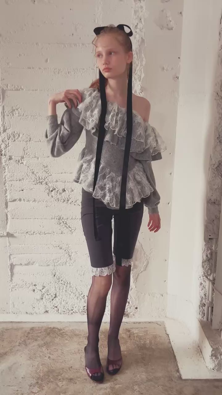 Shiny lace frill knit top