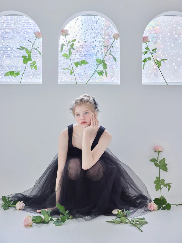 Volume tulle skirt tank dress look